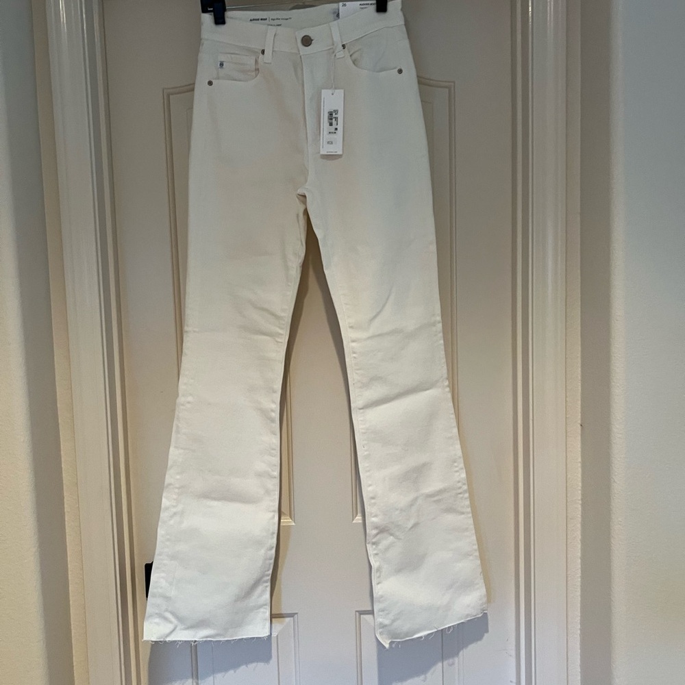 AG NWT White Alexis High Rise Boot Cut Jeans raw hem